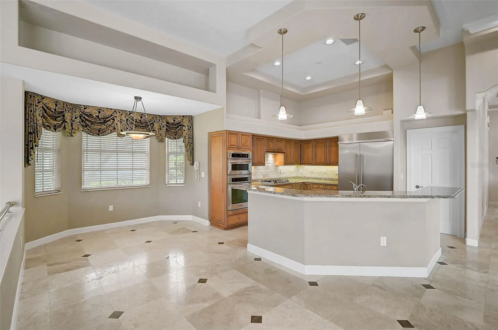 852 MACEWEN DR