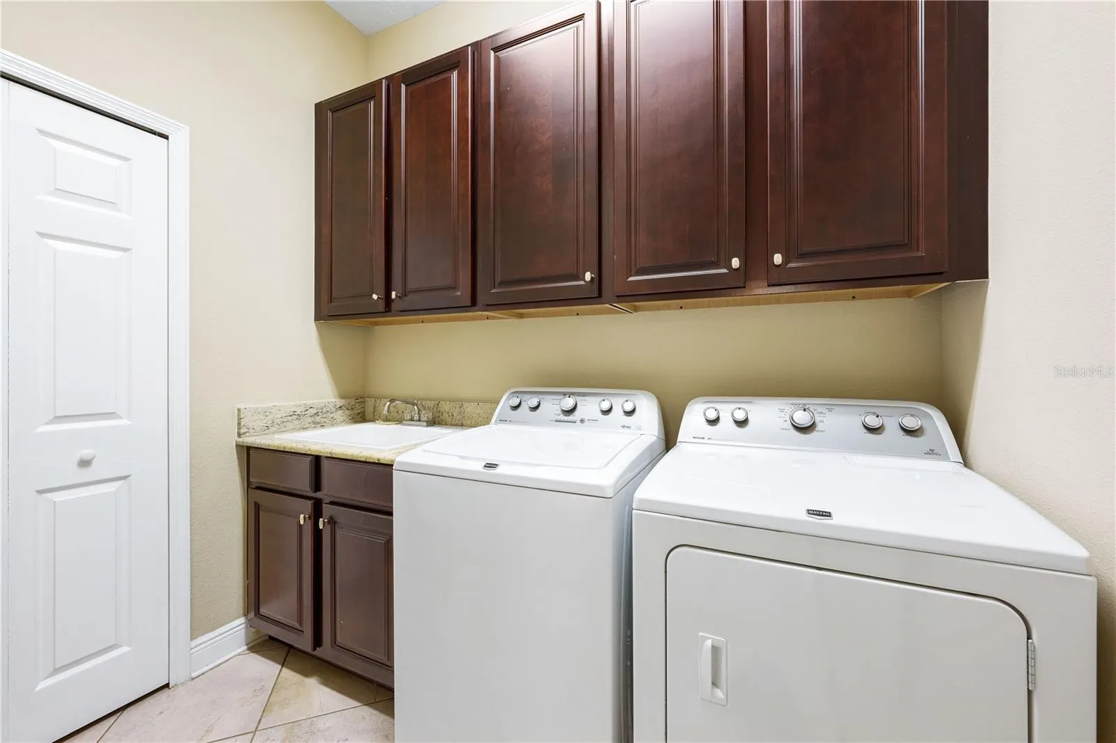 4653 ROYAL DORNOCH CIR