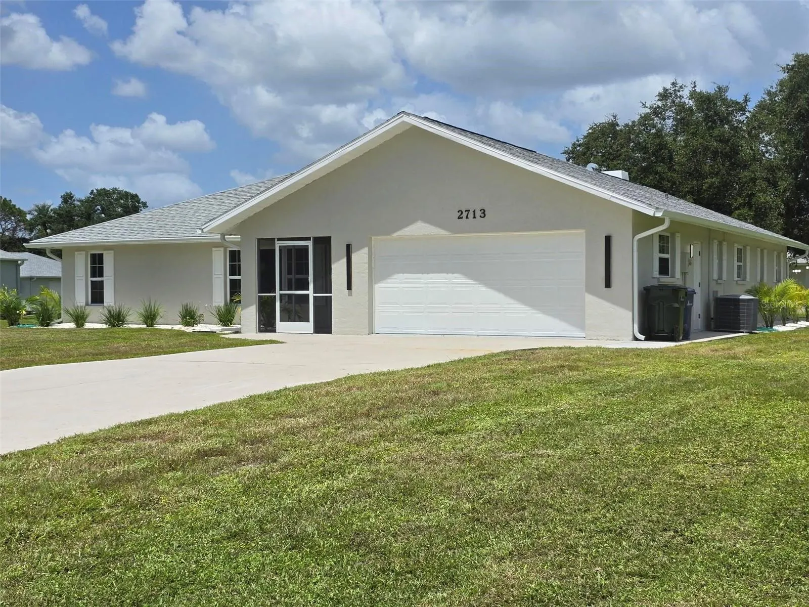 2713 HERMITAGE BLVD
