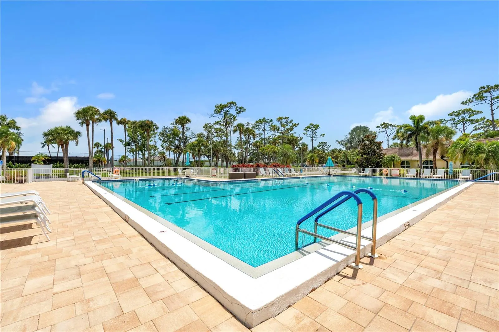 129 BROOKSHIRE DR