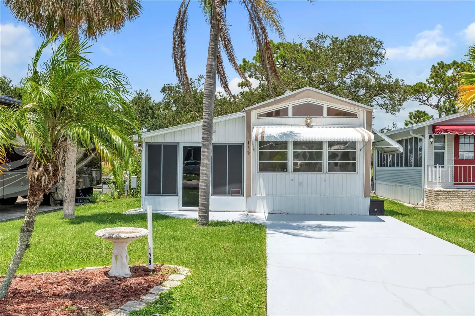 129 BROOKSHIRE DR