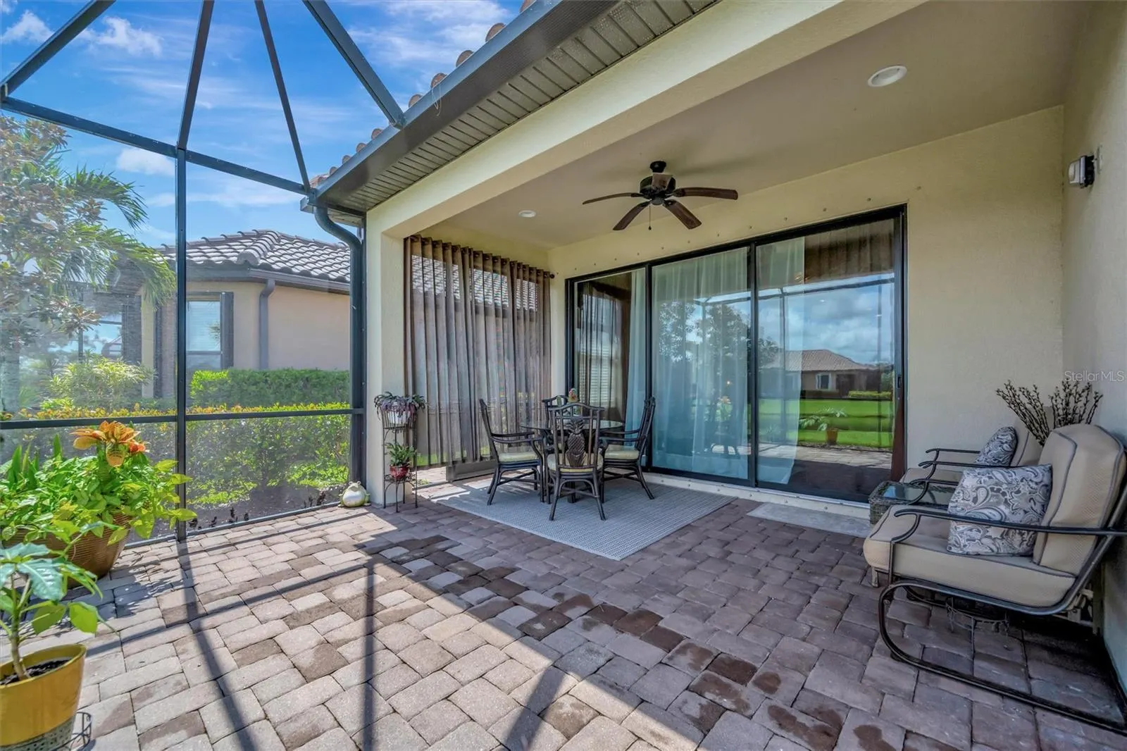 5548 SENTIERO DR