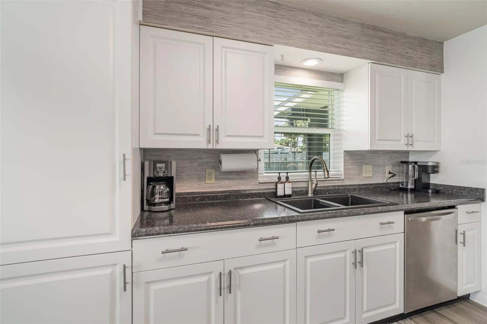503 CASAS BONITAS PL