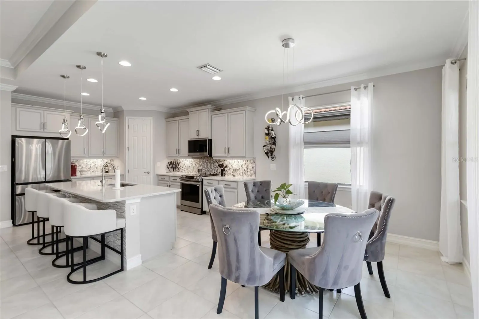 359 TOSCAVILLA BLVD