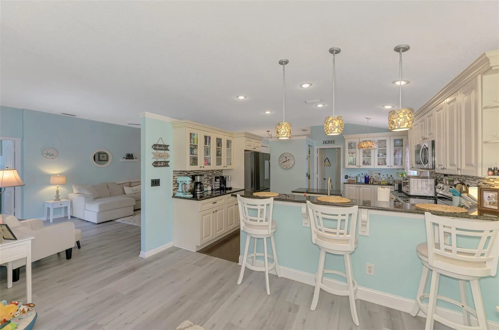 241 FAREHAM DR