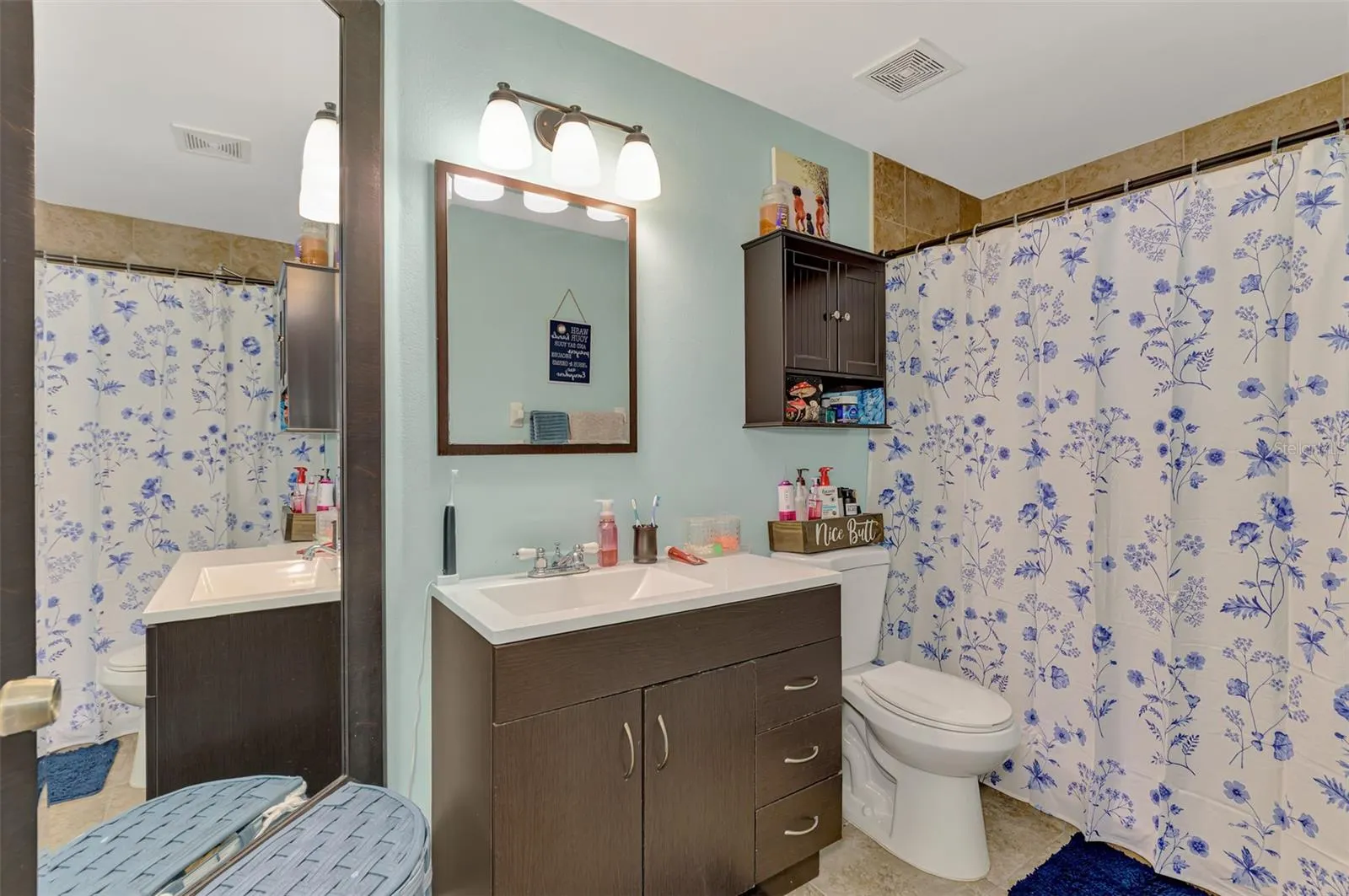 241 FAREHAM DR