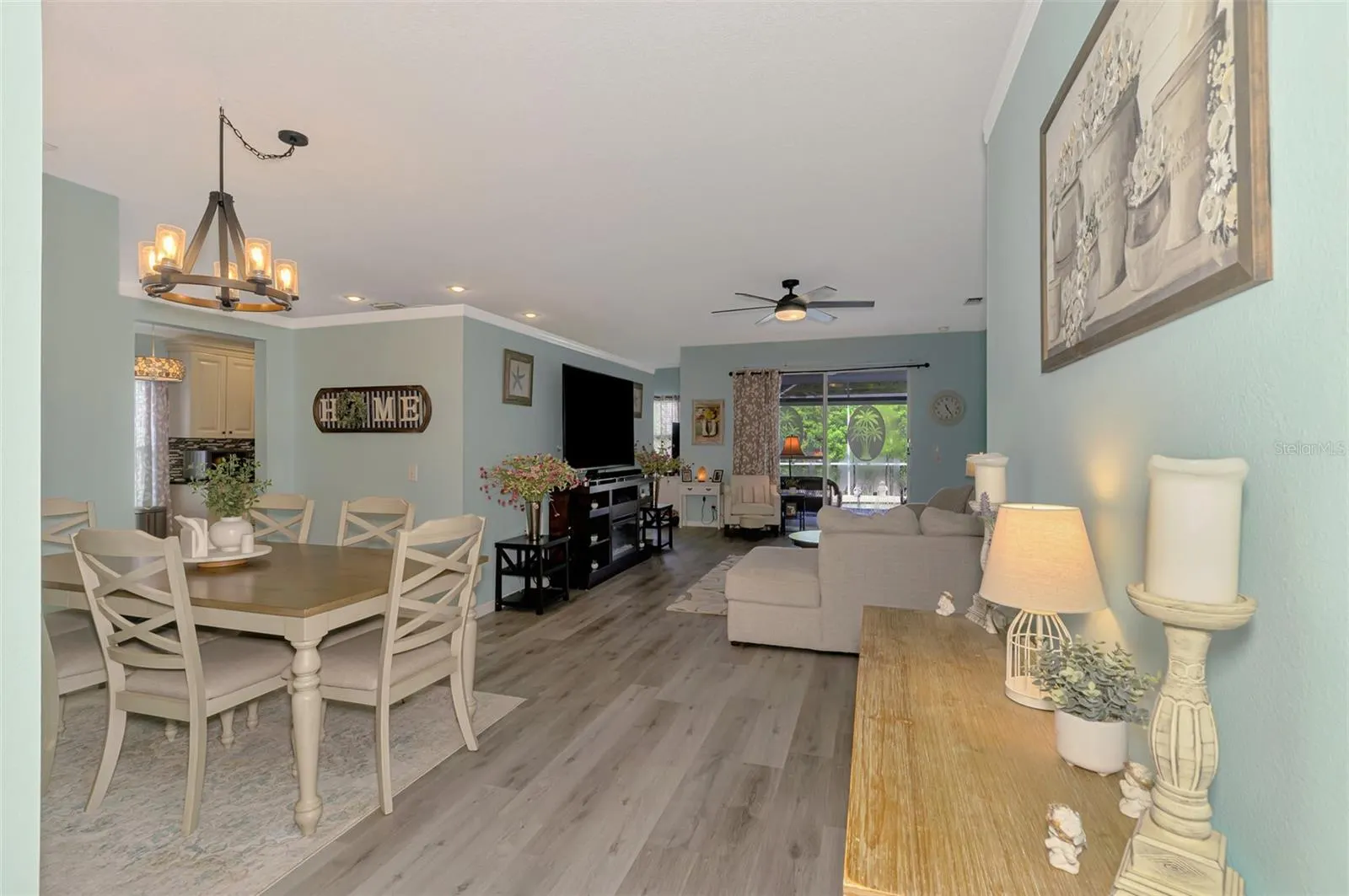 241 FAREHAM DR