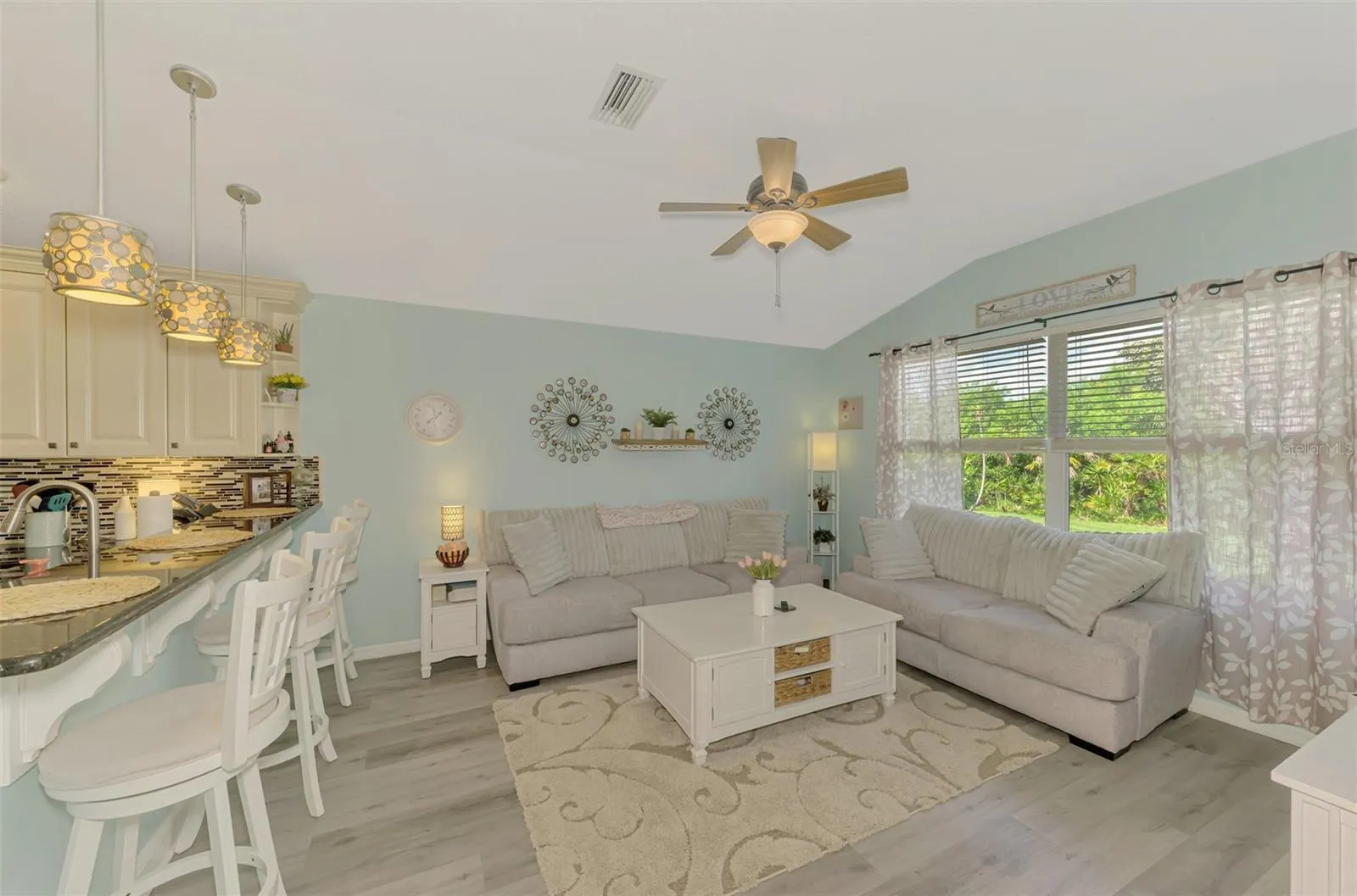 241 FAREHAM DR