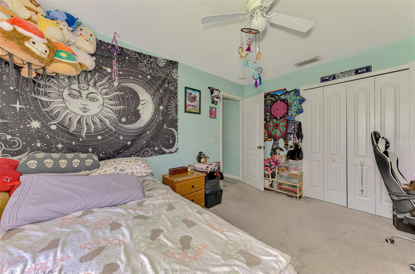 241 FAREHAM DR