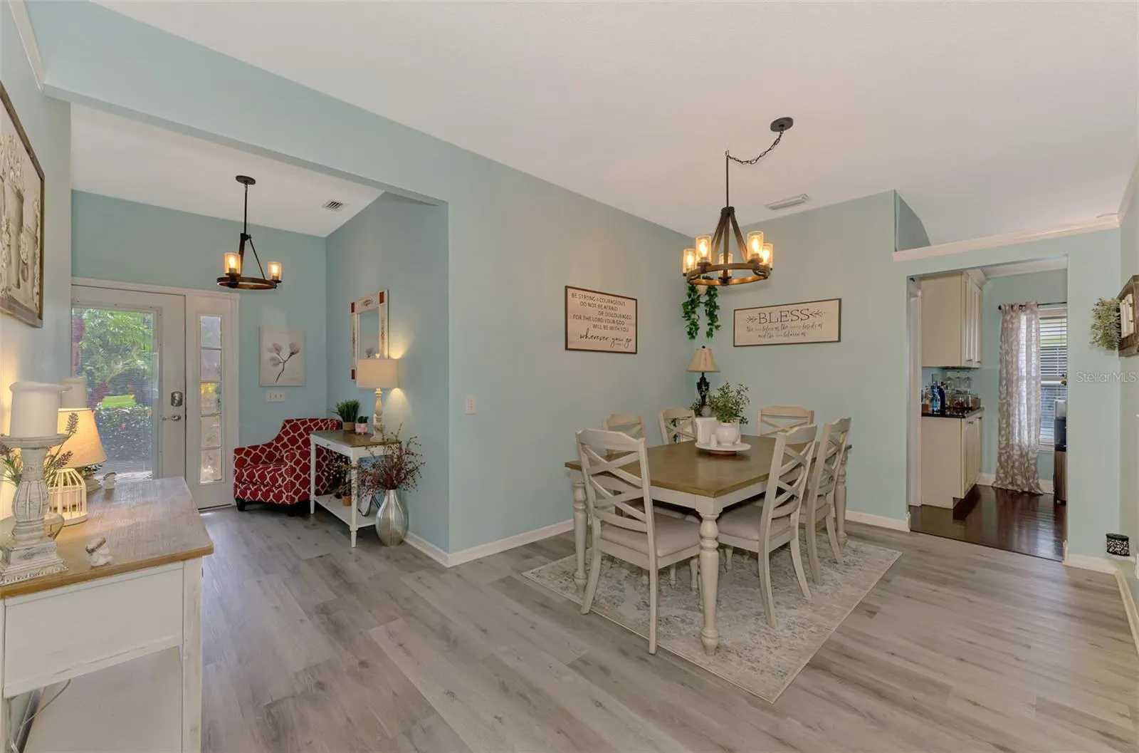 241 FAREHAM DR