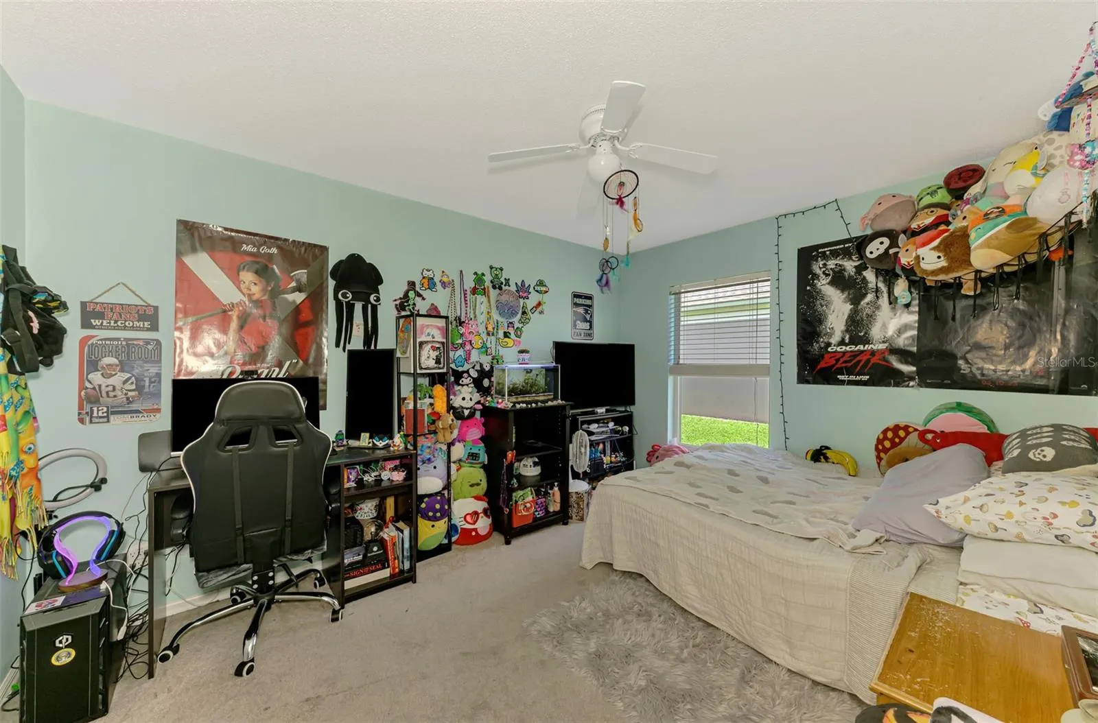 241 FAREHAM DR