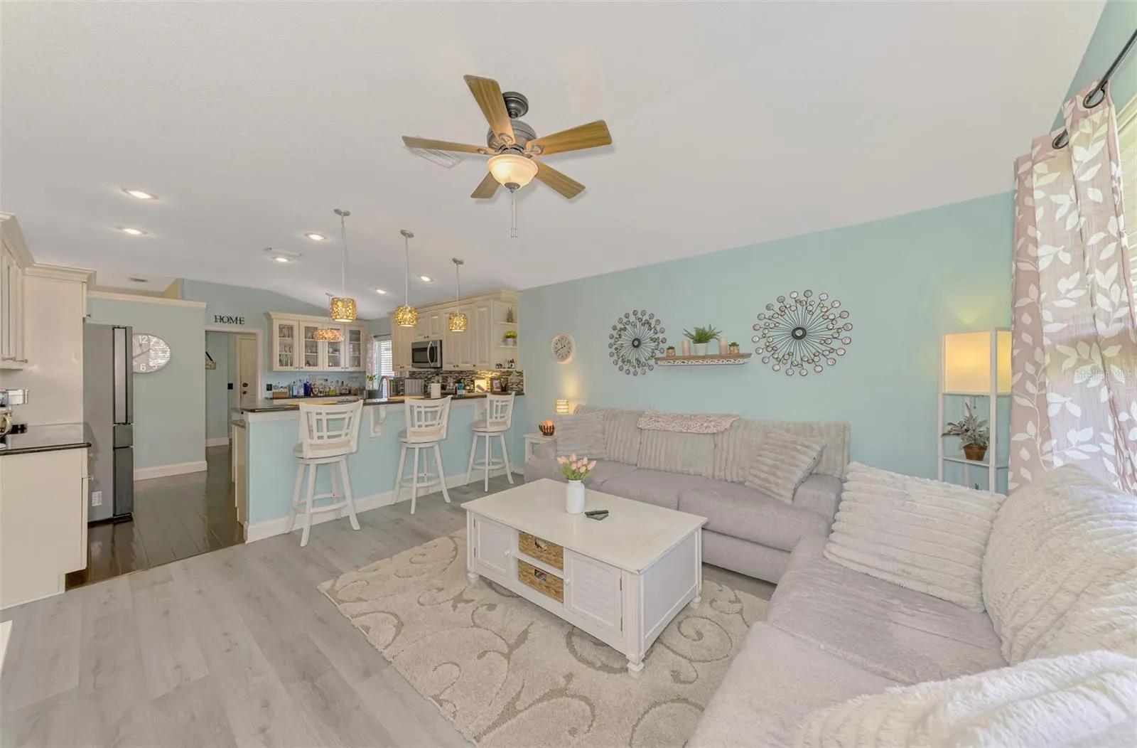241 FAREHAM DR