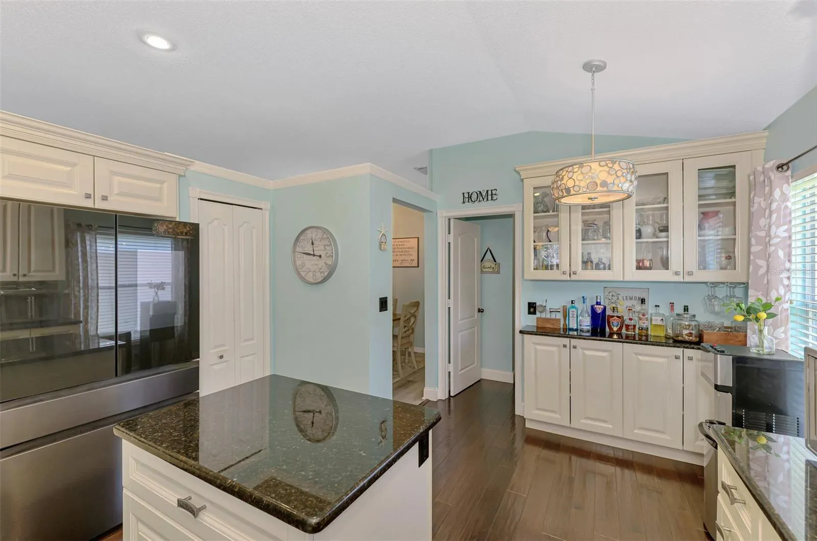 241 FAREHAM DR