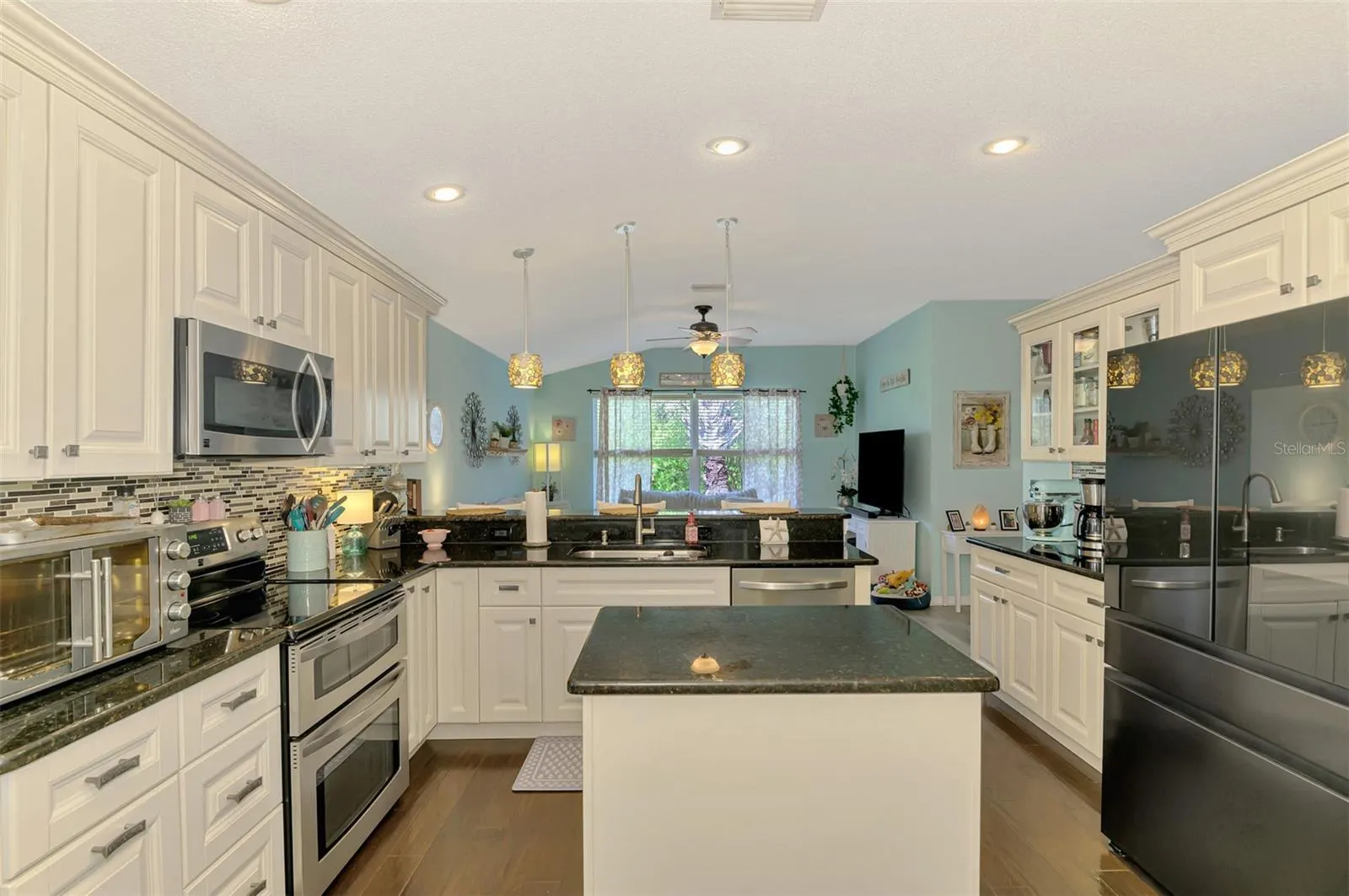 241 FAREHAM DR