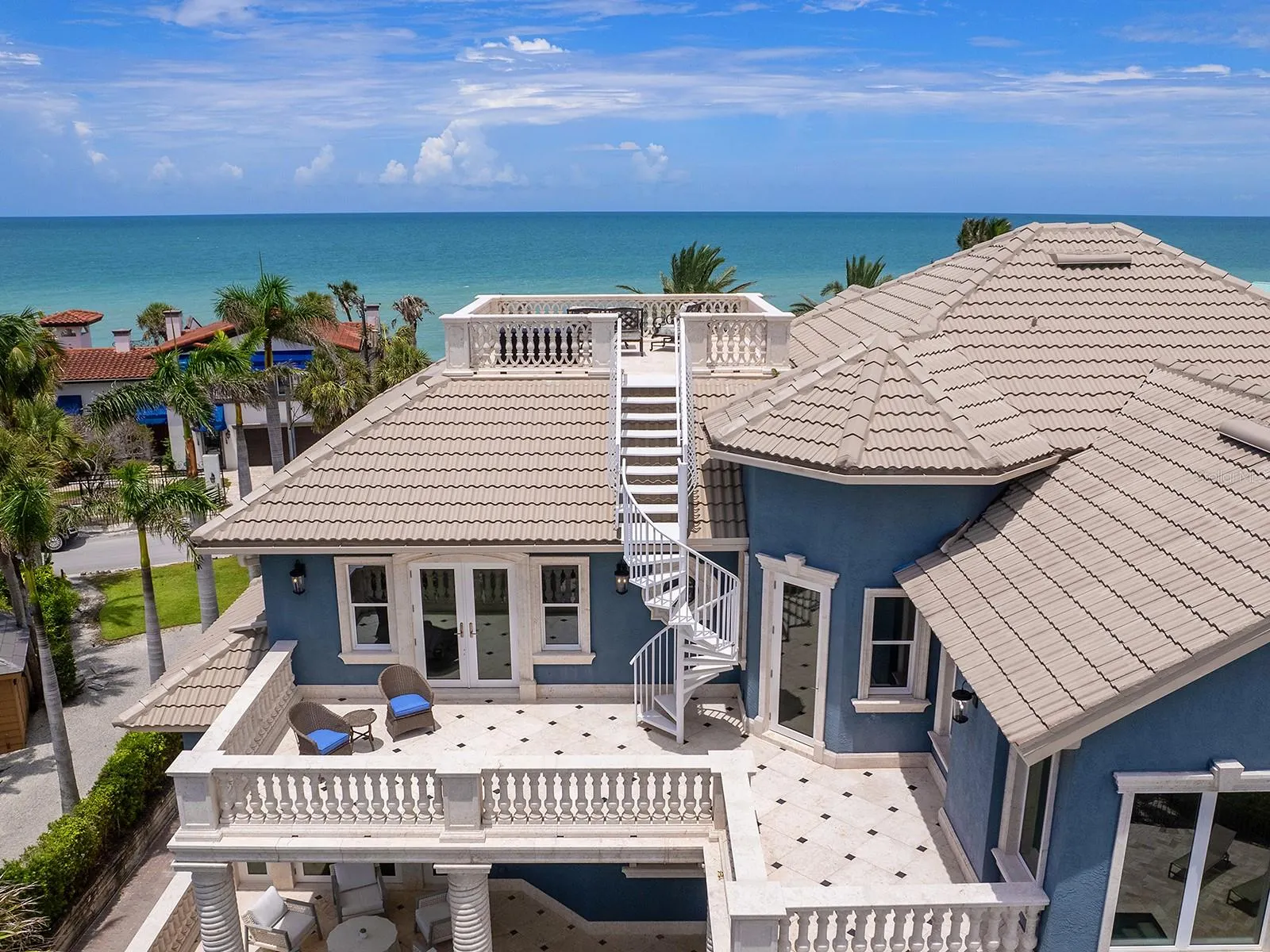 144 N CASEY KEY RD