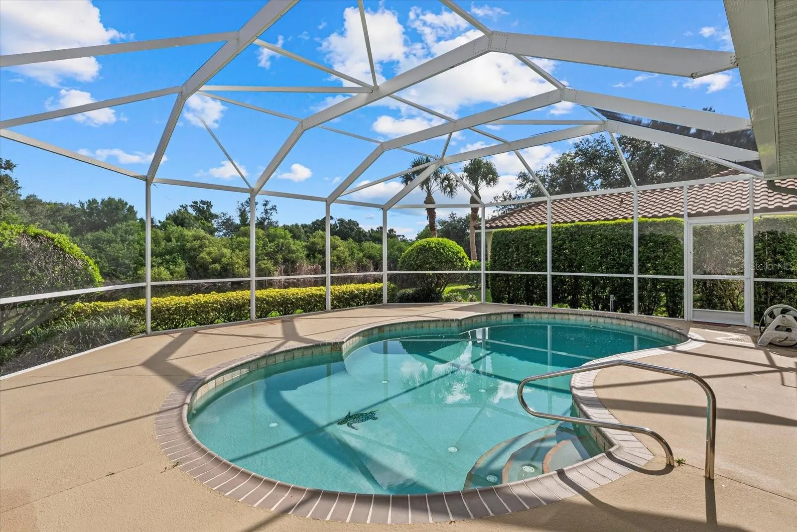 783 BRIDLE OAKS DR