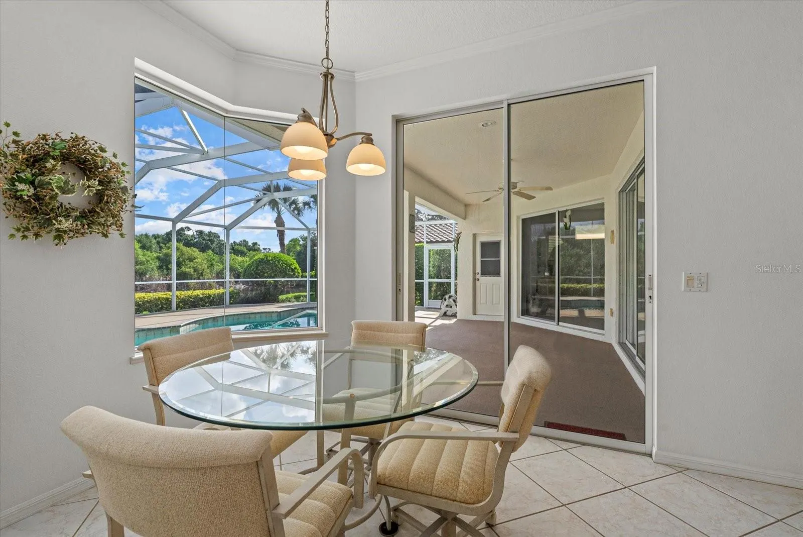 783 BRIDLE OAKS DR