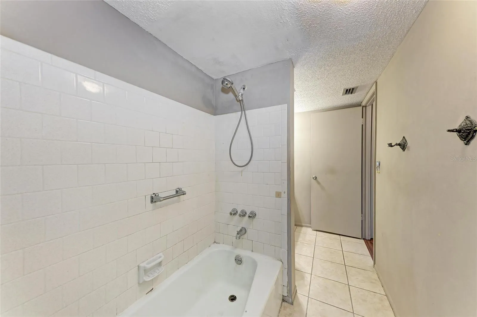 3506 LAKE BAYSHORE DR #K104, #K104
