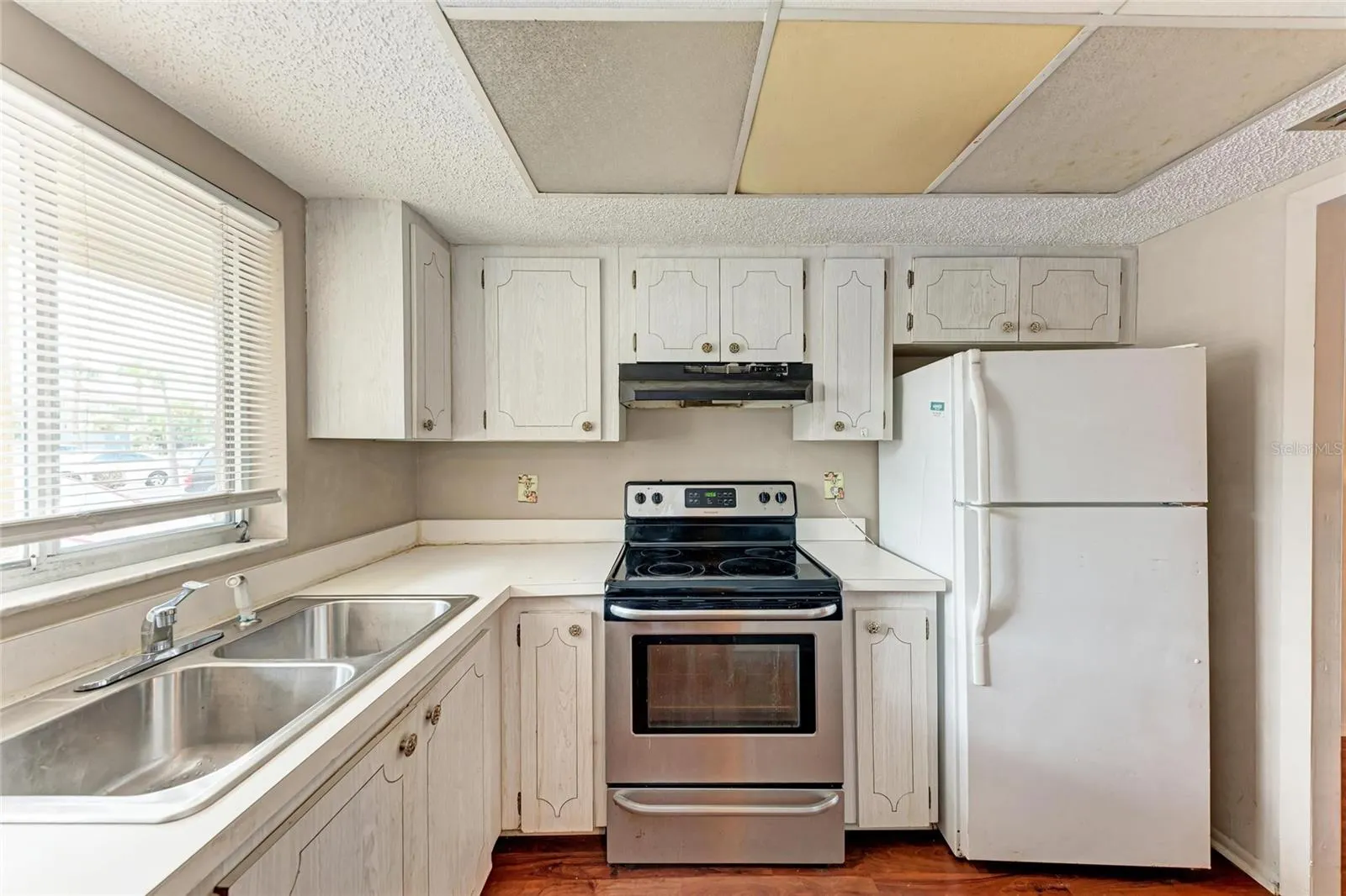 3506 LAKE BAYSHORE DR #K104, #K104