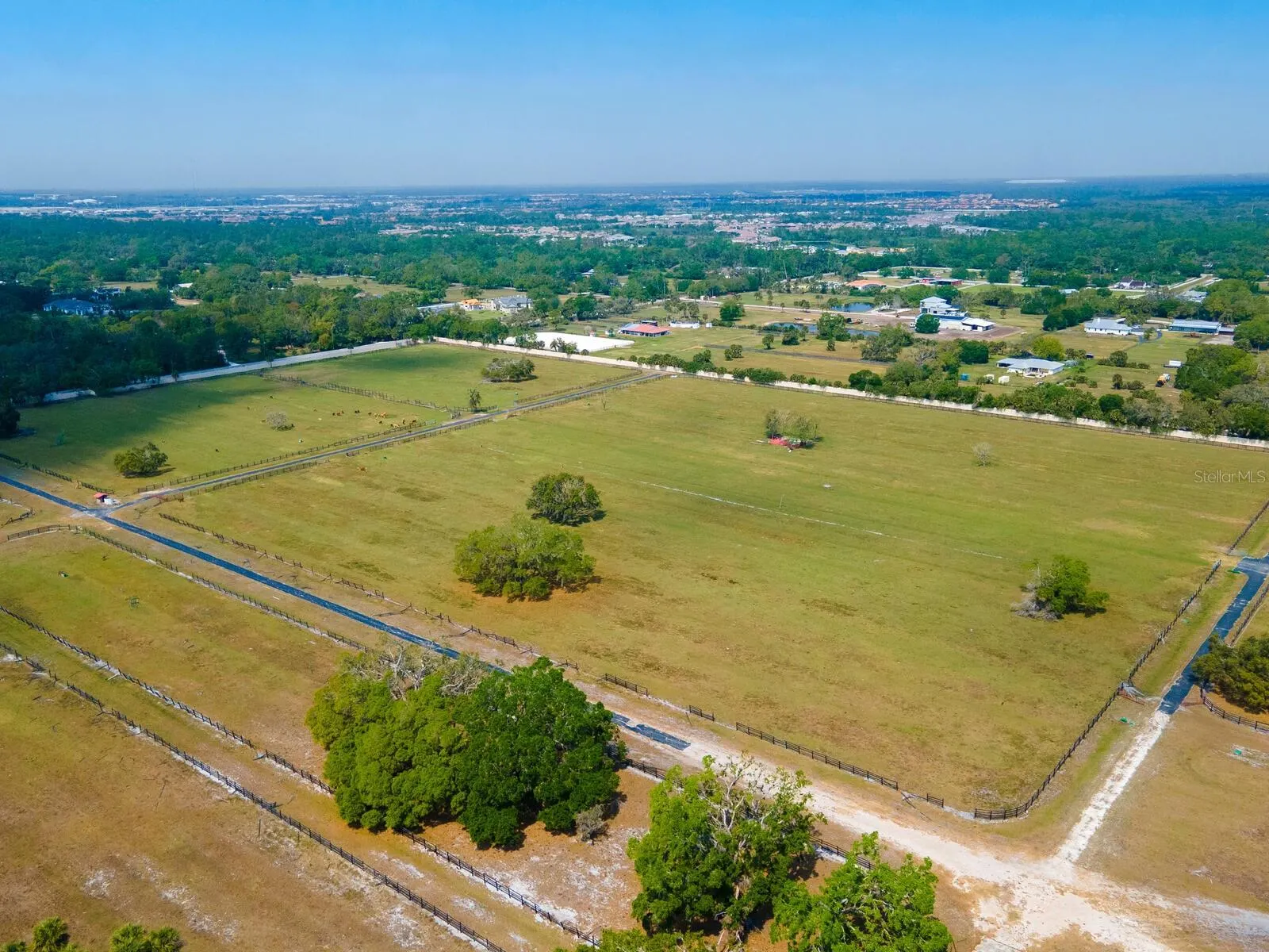 600 N JACKSON RD