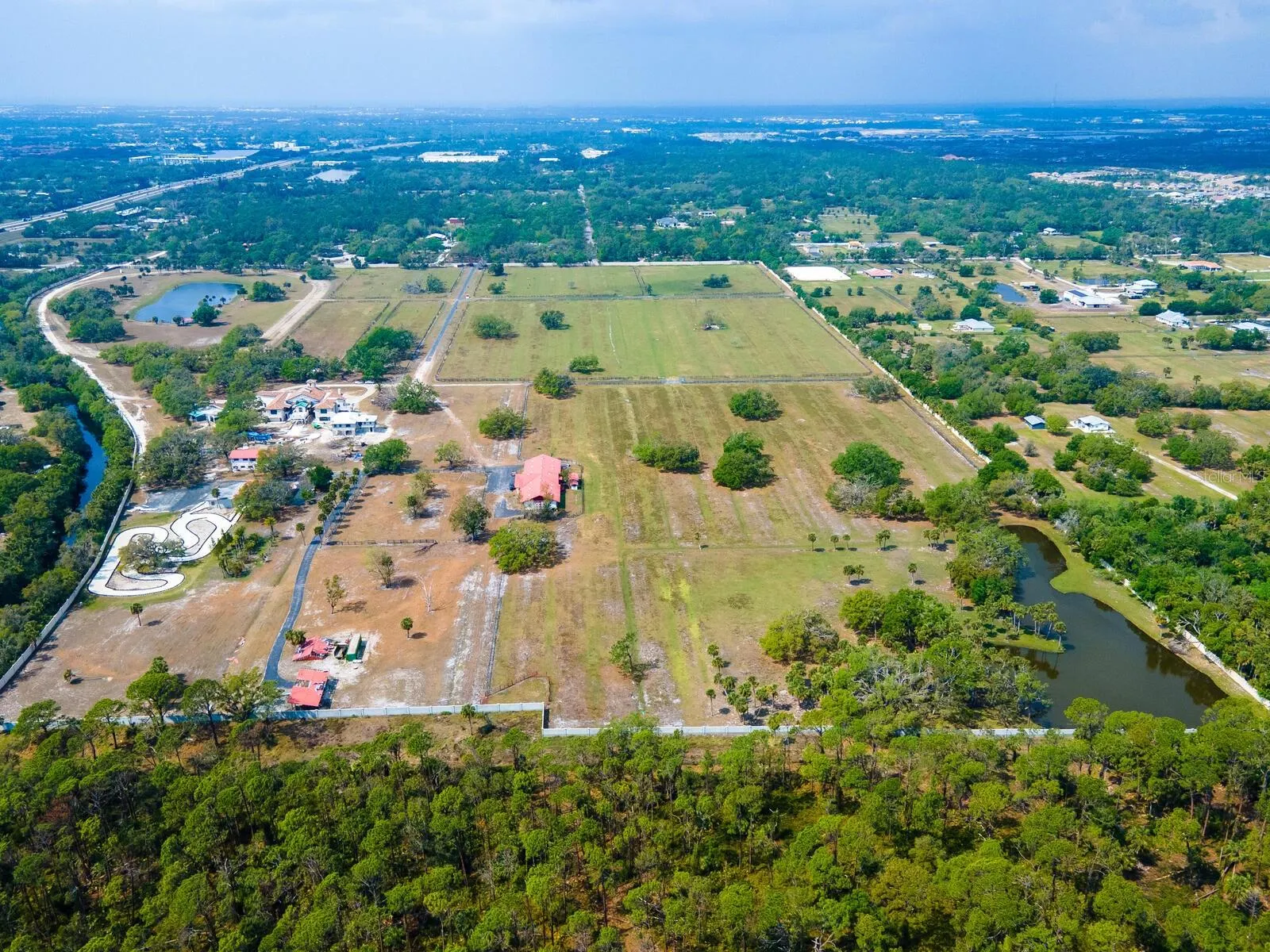 600 N JACKSON RD