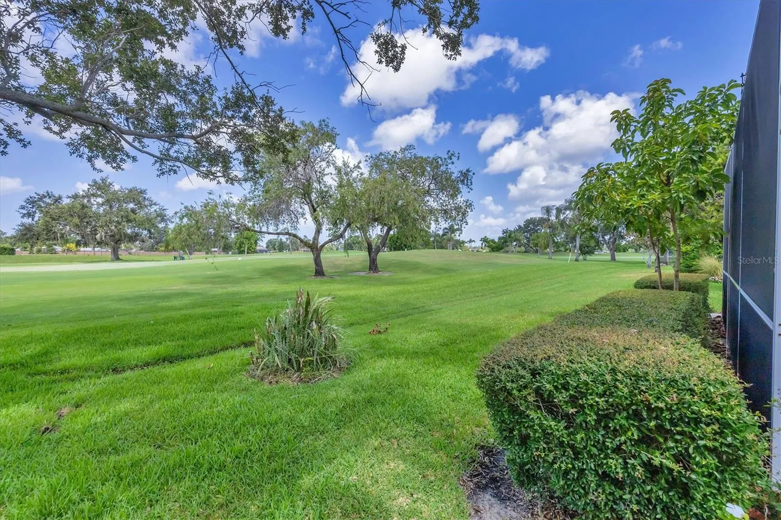 4058 CADDIE DR E