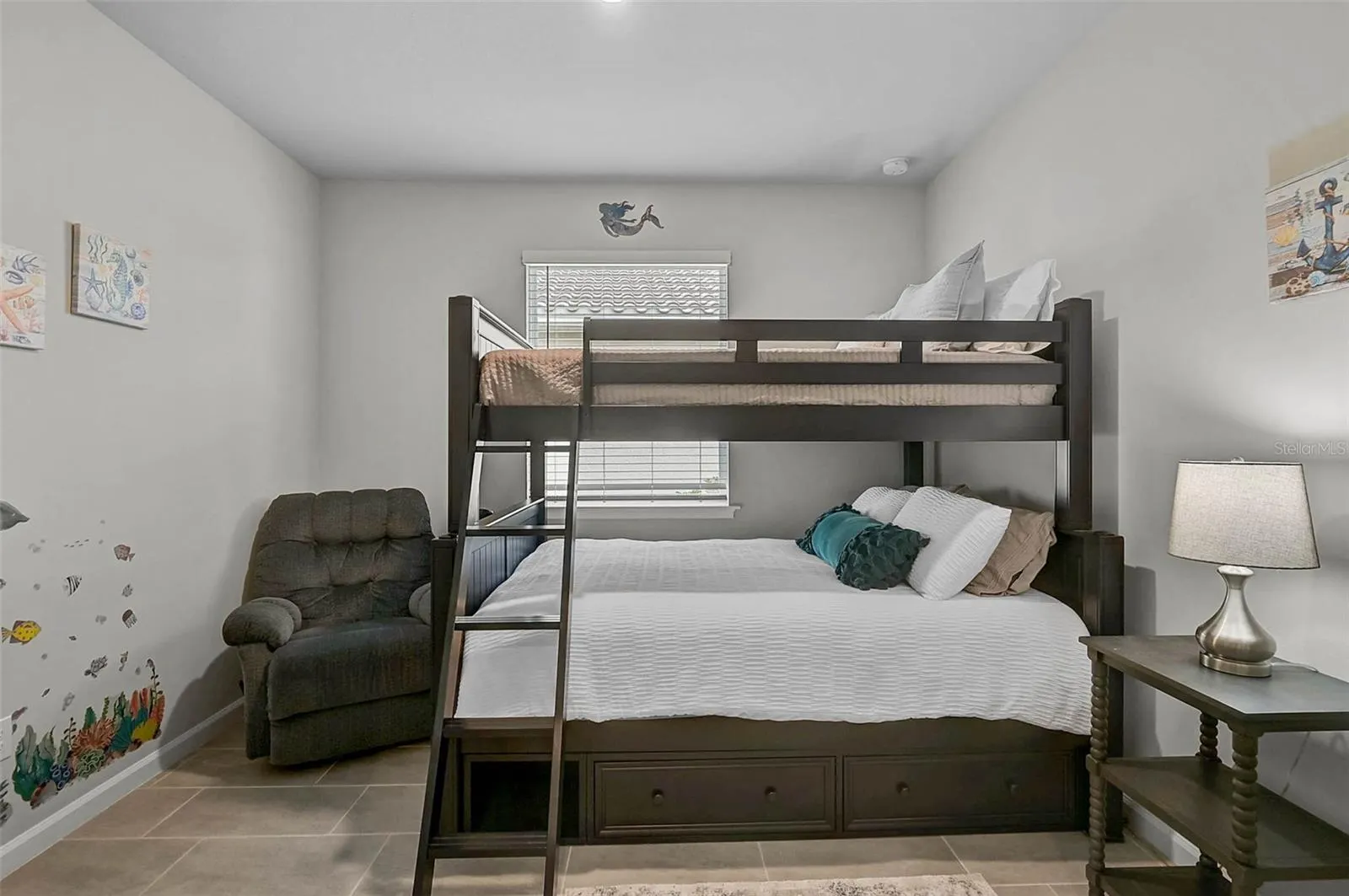 20429 BANDERA PL