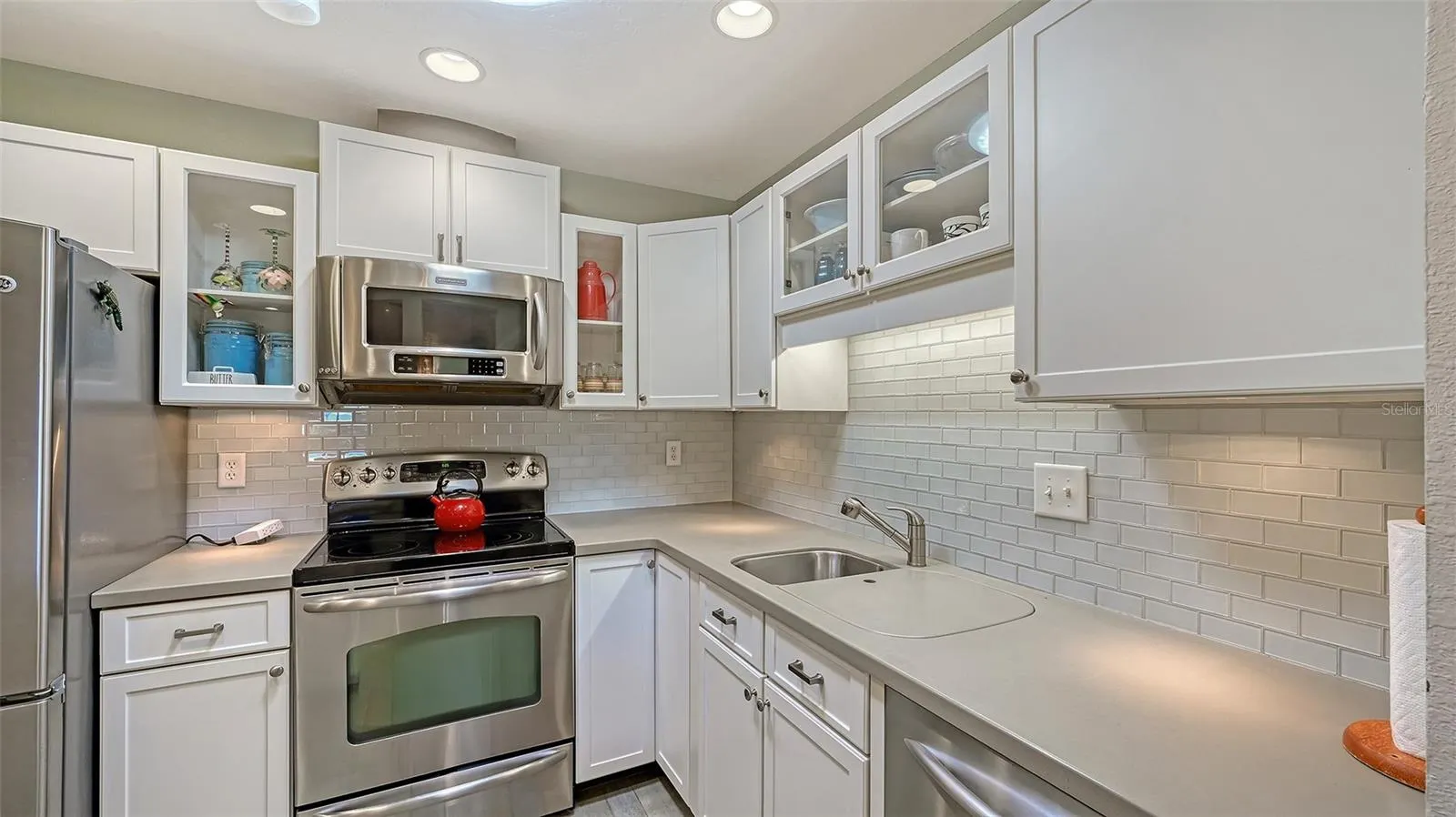 1211 CAPRI ISLES BLVD #97, #97