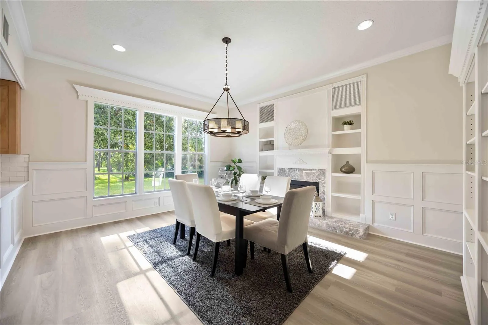 1245 HANOVERIAN CIR
