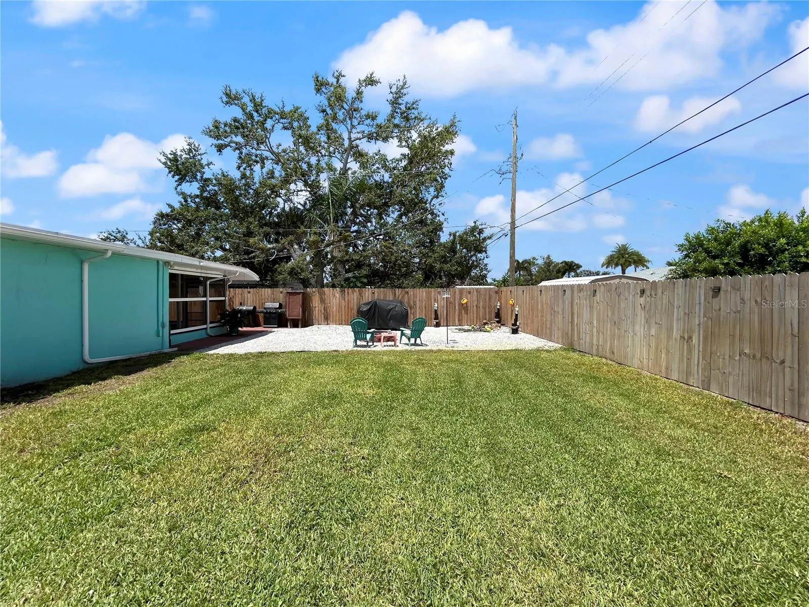 2307 EMORY AVE