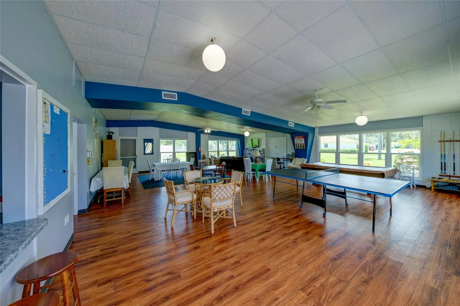 5055 LIVE OAK CIR