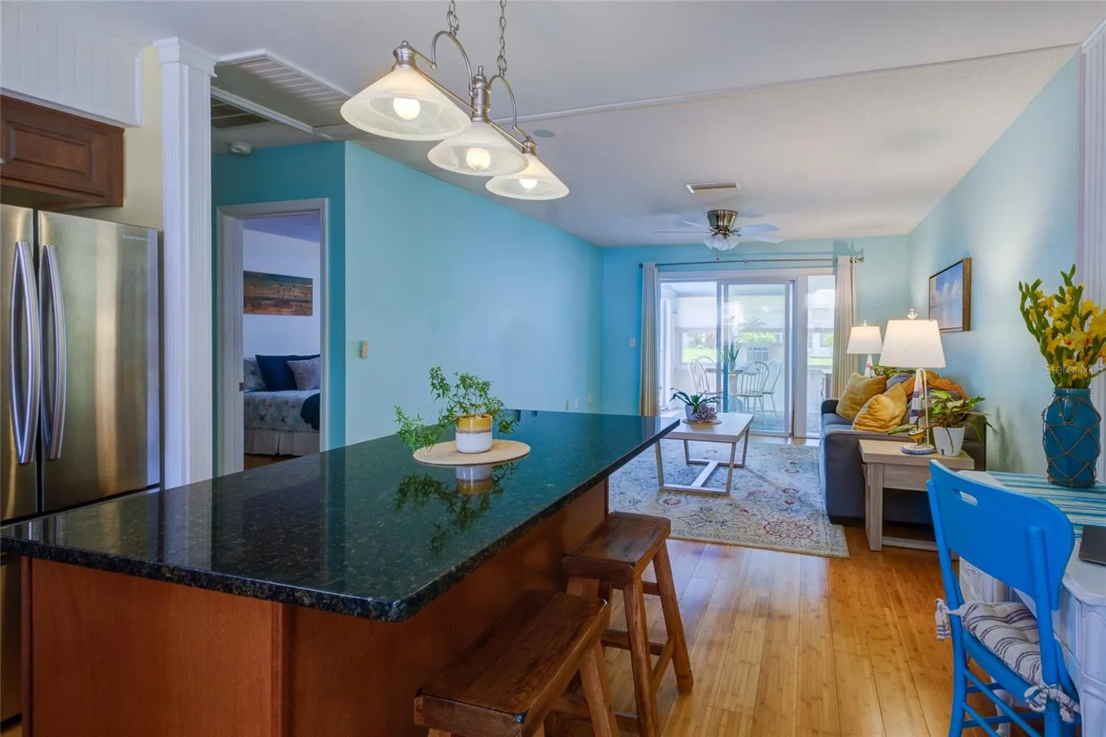 5055 LIVE OAK CIR