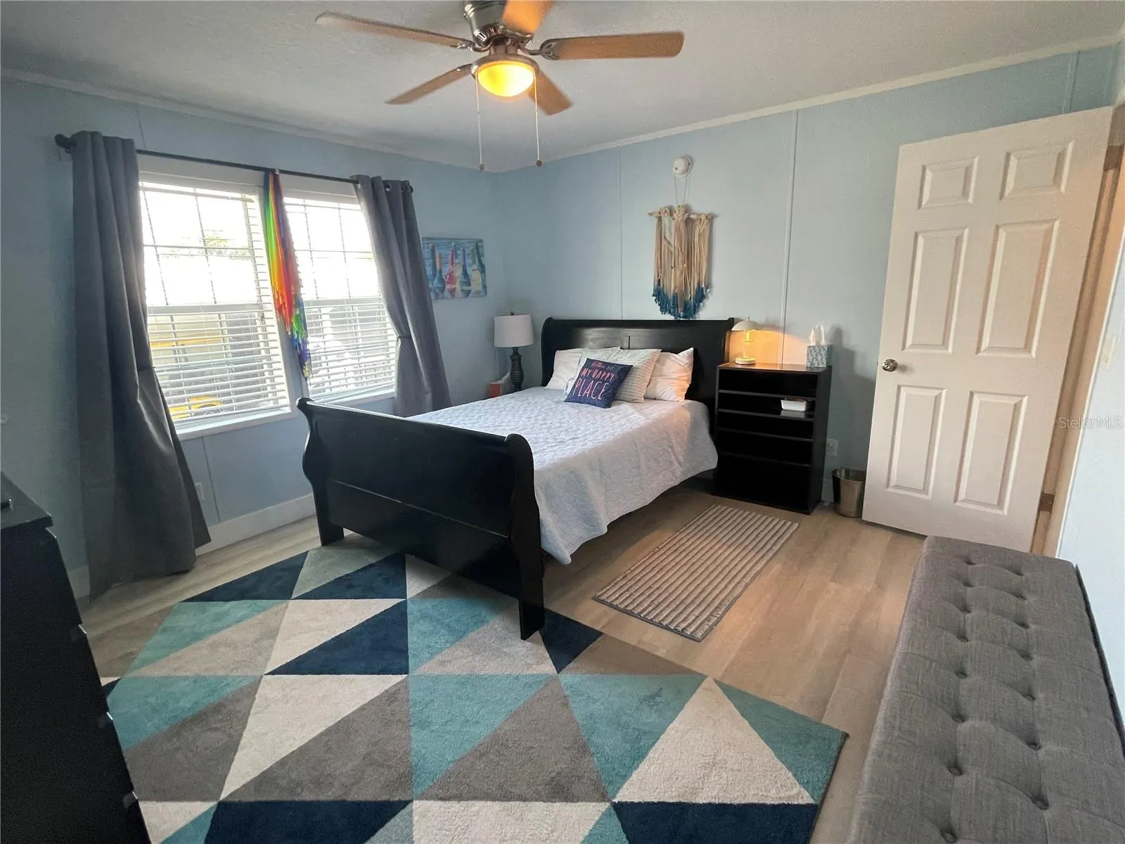 269 CAMELOT DR