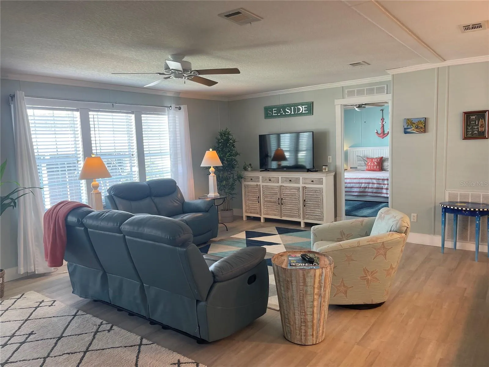 269 CAMELOT DR