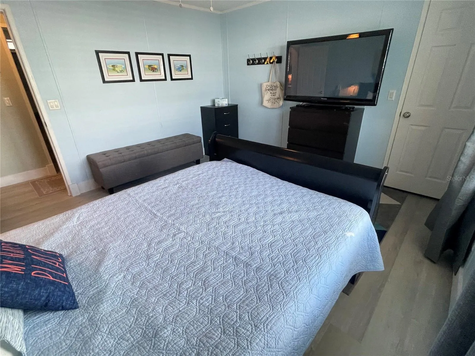 269 CAMELOT DR