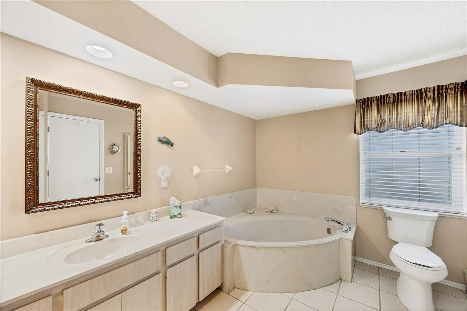 5888 BUCHANAN RD