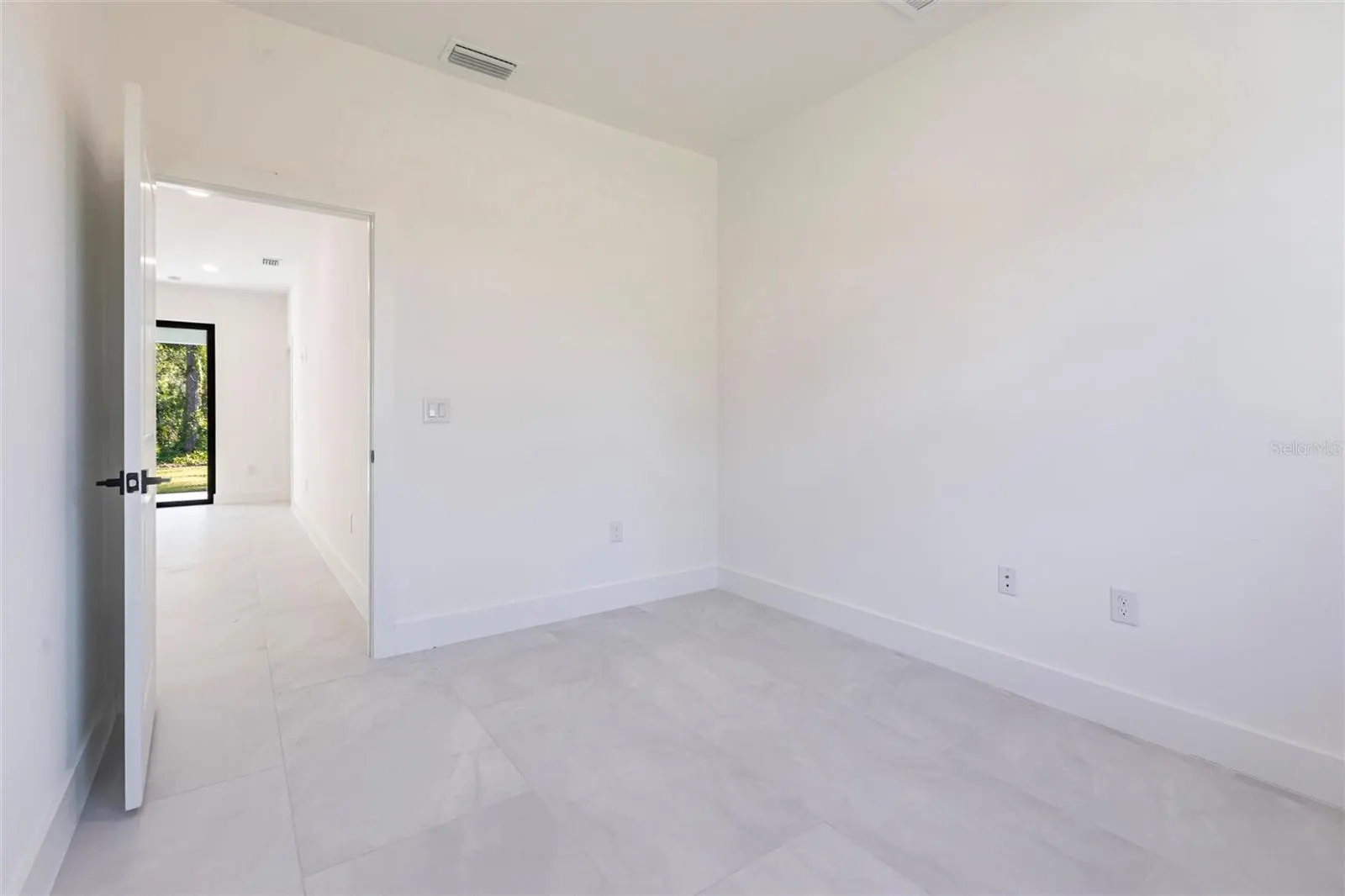 2610 HAGERICK LN