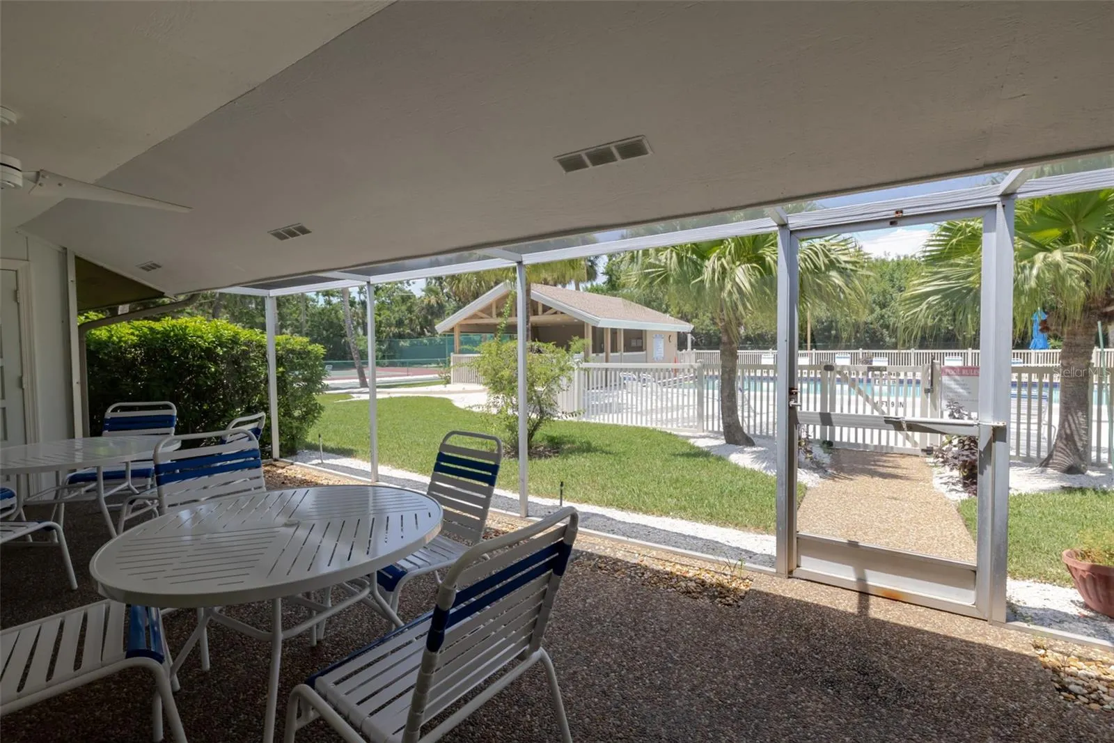 4846 VILLAGE GARDENS DR