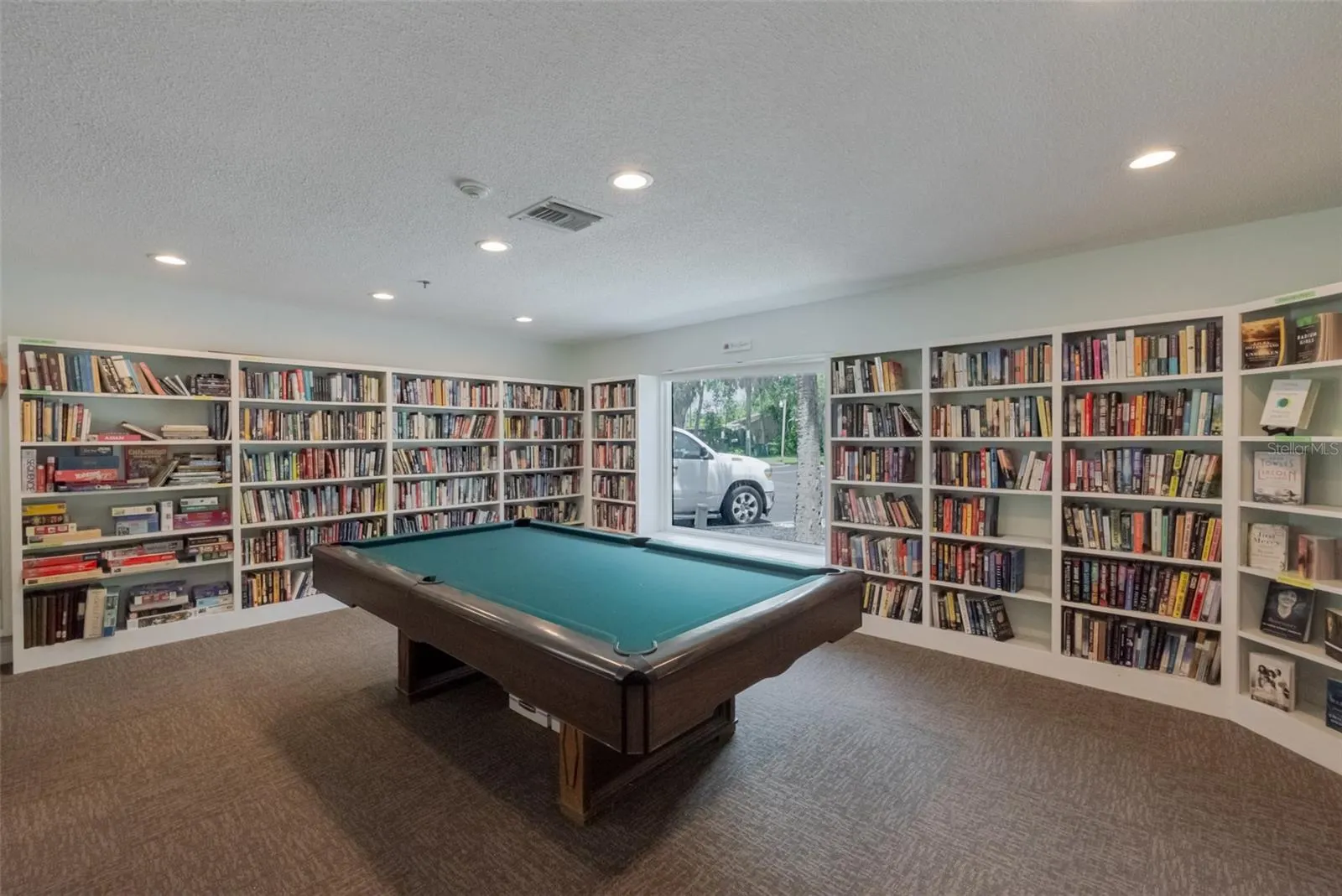 4846 VILLAGE GARDENS DR