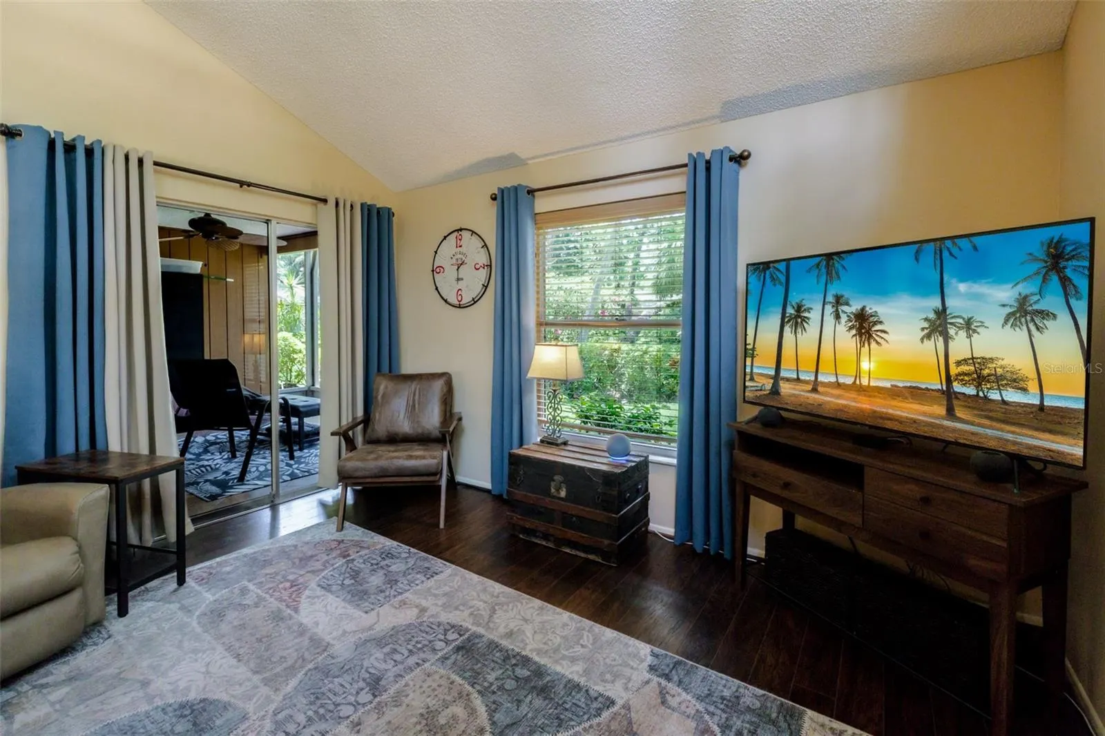 4846 VILLAGE GARDENS DR