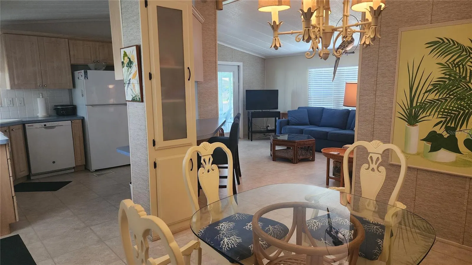 10 S BOTANY BAY CIR