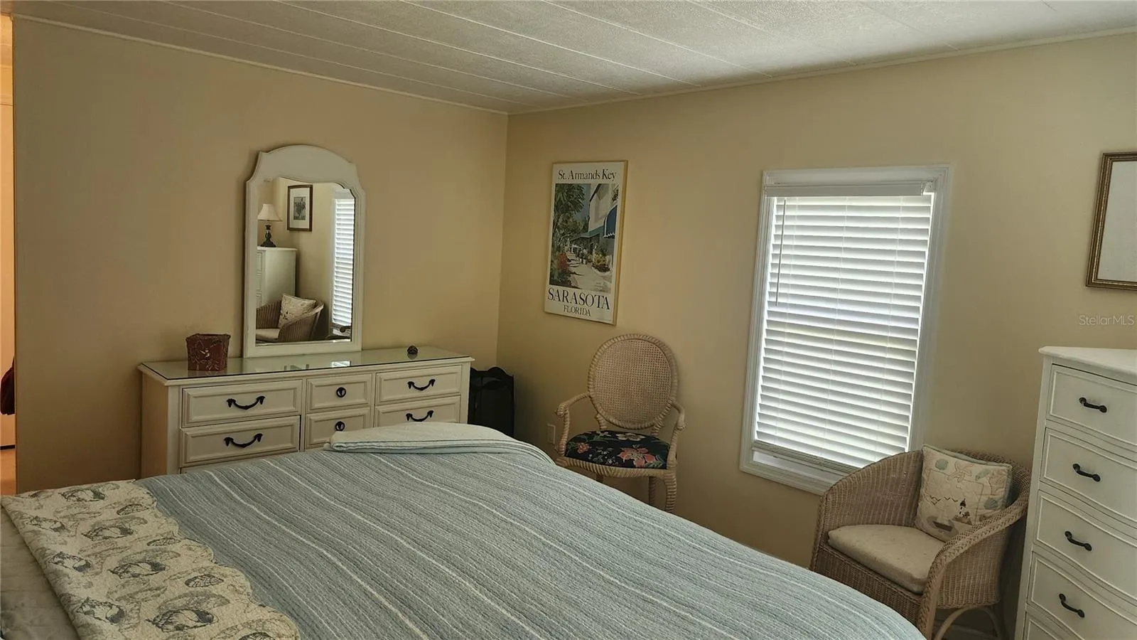 10 S BOTANY BAY CIR