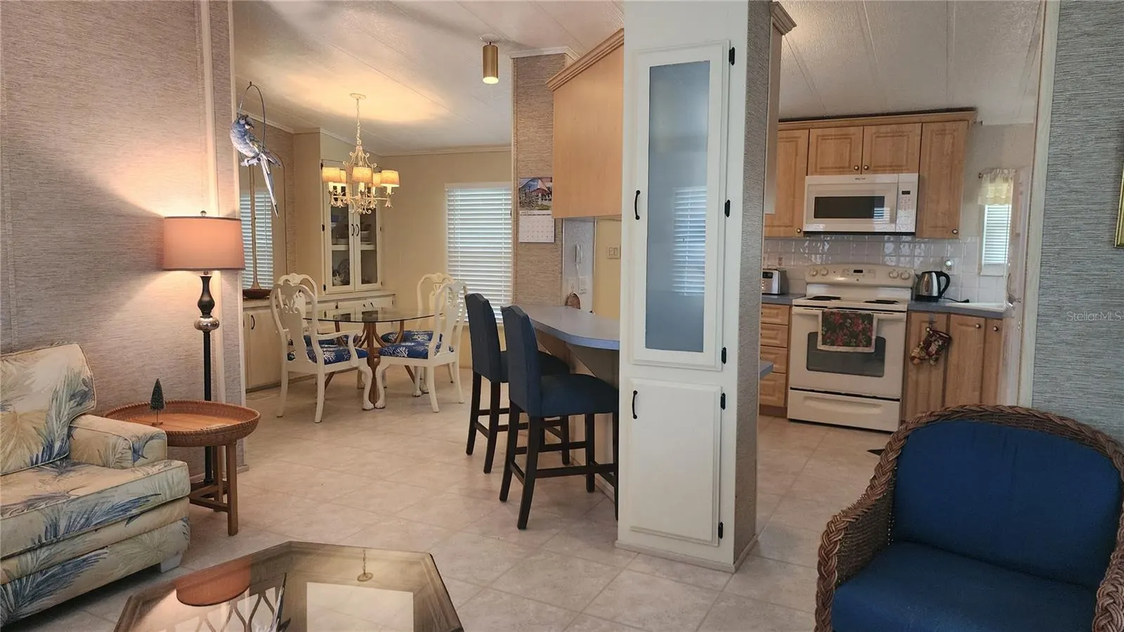 10 S BOTANY BAY CIR