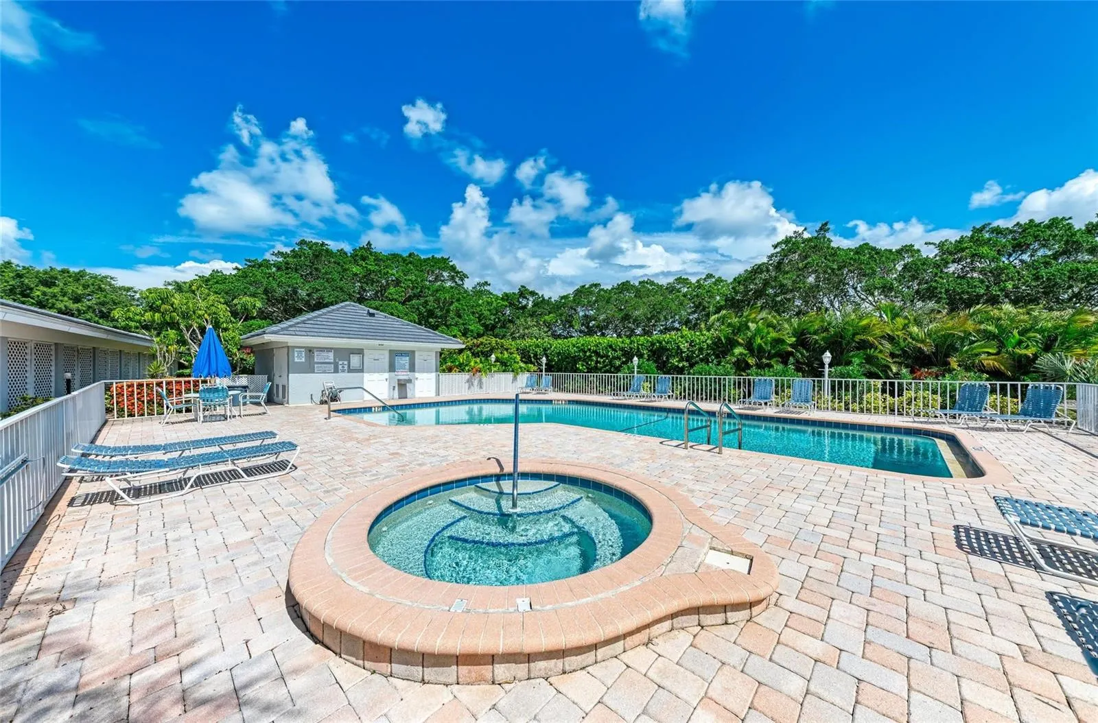 1247 EDGEWATER CIR #1247, #1247