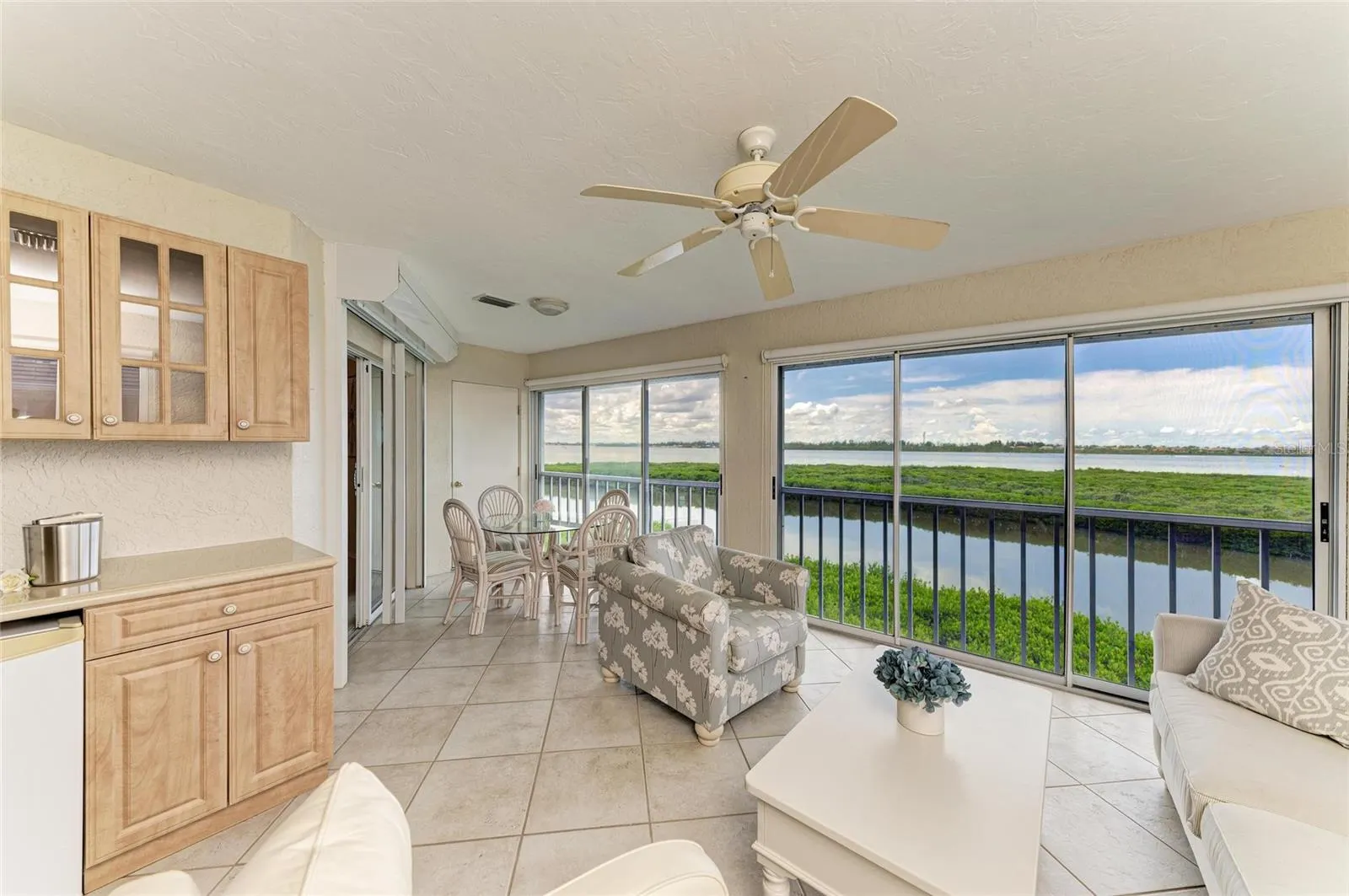 1247 EDGEWATER CIR #1247, #1247