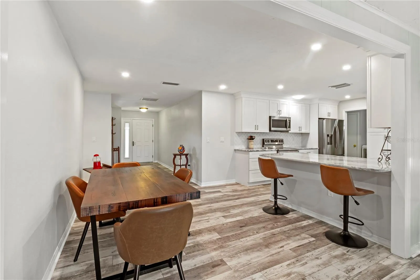 107 COROT DR