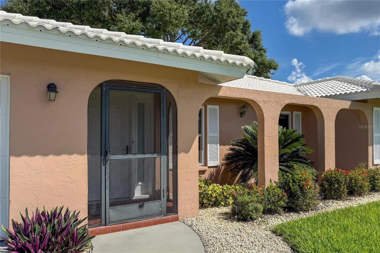 107 COROT DR