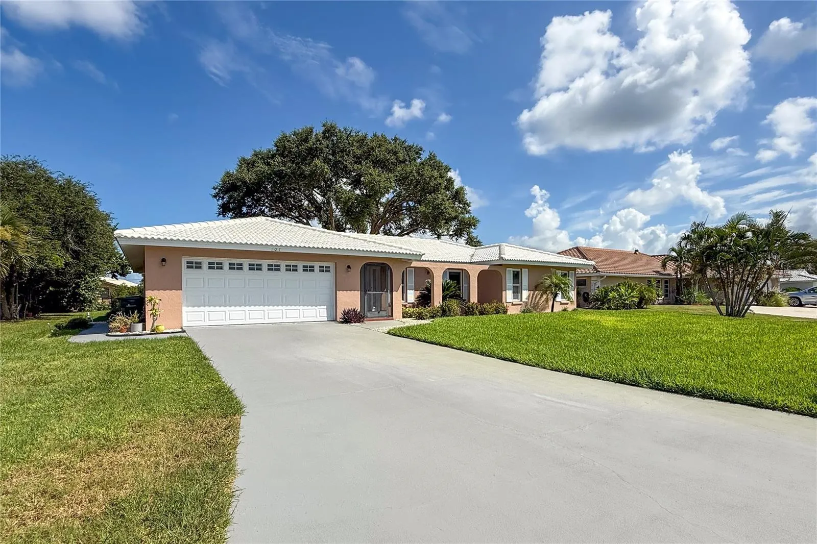 107 COROT DR