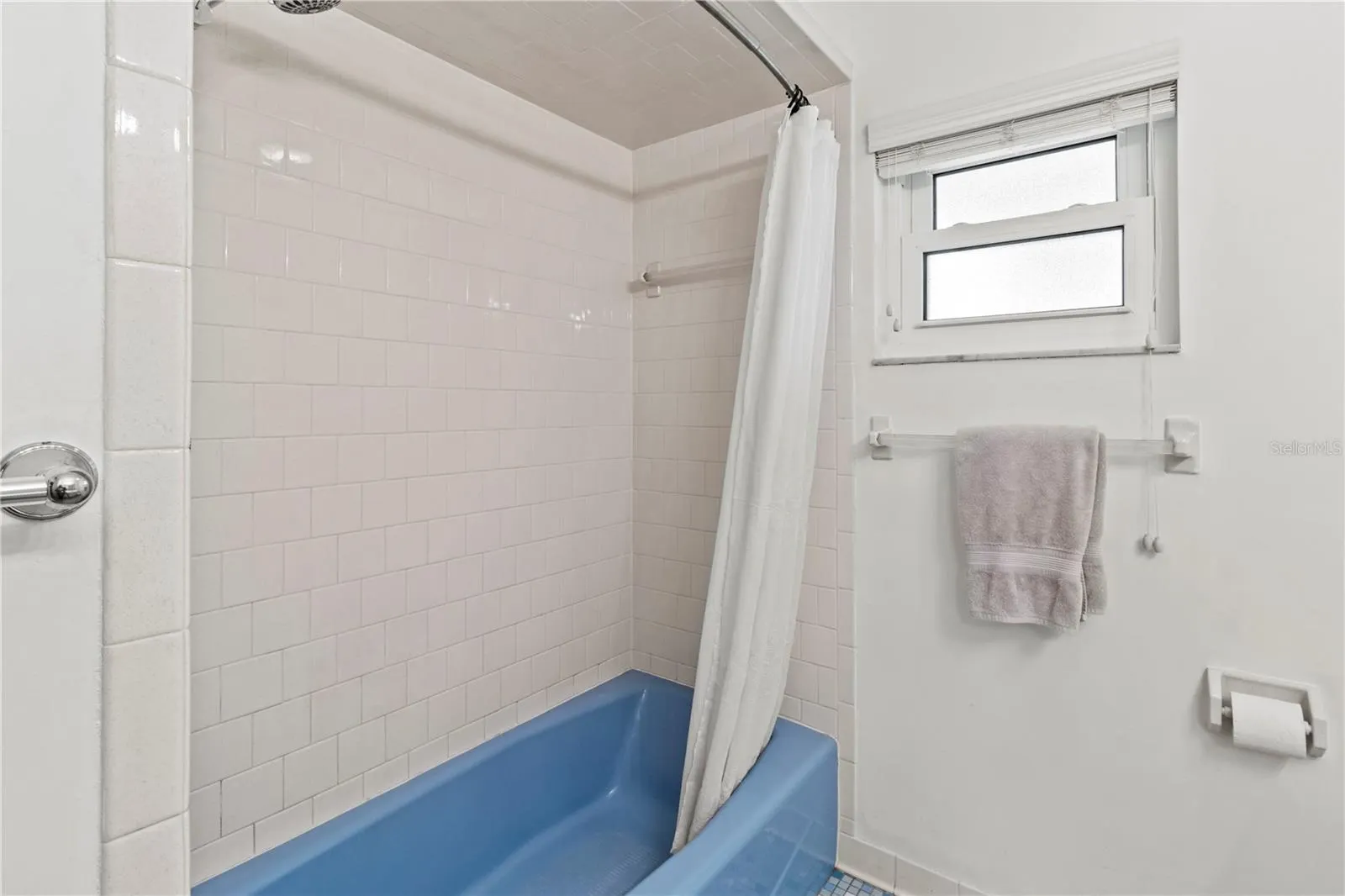107 COROT DR
