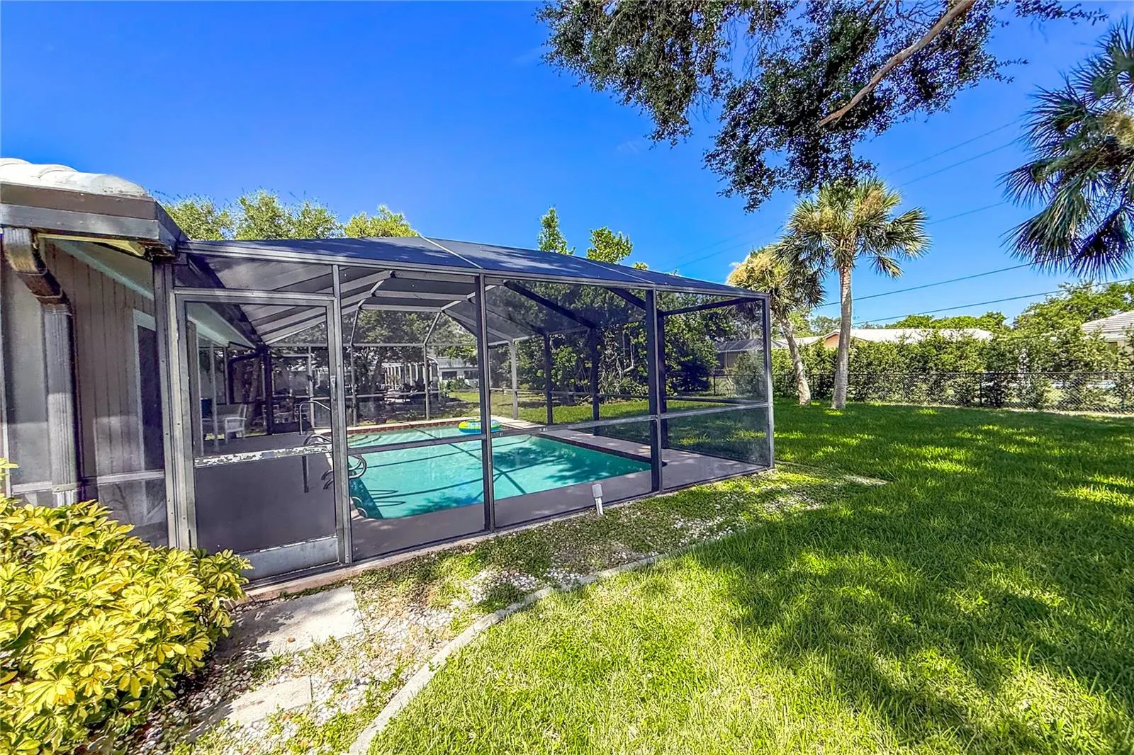 107 COROT DR